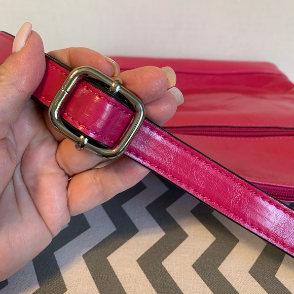 Giani Bernini Crossbody Bag 9 1/2” x 9 1/2” x 3” with Multiple Pockets - Picture 14 of 16